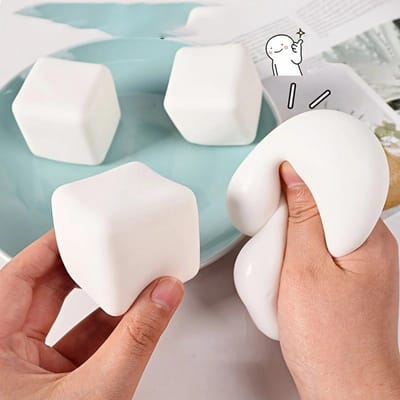 1 Stuk Vormgevende Tofu Zacht Knijpen Langzame Terugslag Knijpspeelgoed voor Kinderen Volwassenen Pop Fidget Speelgoed Kinderen Sensorisch Entertainment Spellen Cadeaus gray