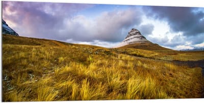 Dibond - Kirkjuffel Berg in IJsland - 200x100 cm Foto op Aluminium (Wanddecoratie van metaal)