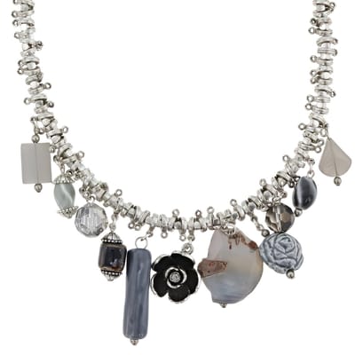 Behave Ketting met hanger van natuursteen, bloemvormige hanger met steentje en facet geslepen kralen