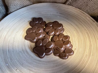 Callebaut melkchocolade hond - dierenpootjes van Belgische chocolade - 16 stuks