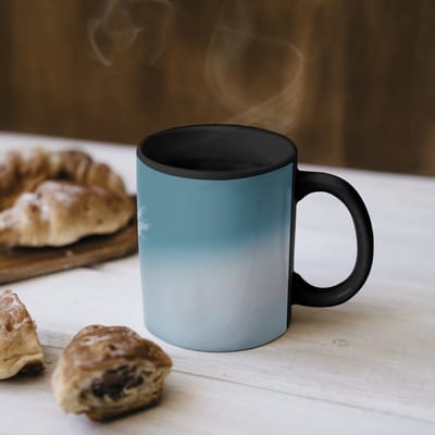 Magische Mok - Foto op Warmte Mokken - Koffiemok - Paardenbloempluisje - Blauw - Lucht - Magic Mok - Beker - 350 ML - Theemok