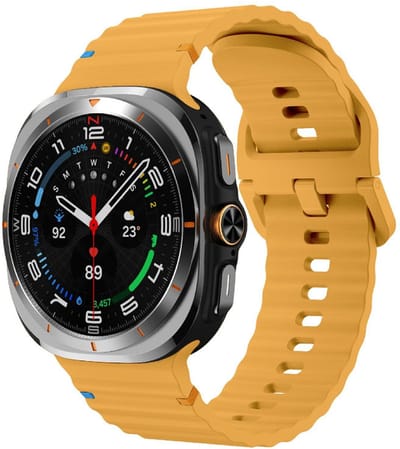 Siliconen wave bandje - geschikt voor Samsung Galaxy Watch Ultra (47mm) / Ultra 2025 (47mm) - gespsluiting - geel