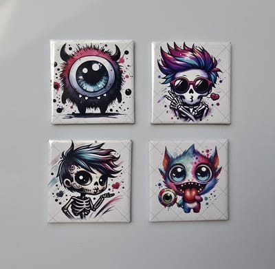Koelkastmagneten Set van 4 – Fantasy Monsters – Kawaii & Gothic – Decoratieve Magneten – 5 x 5 cm – Cadeauset