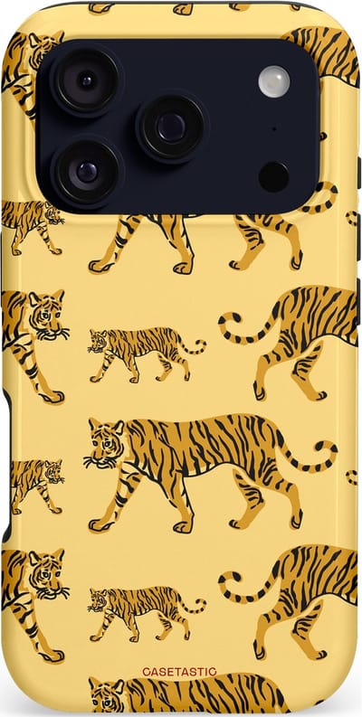Casetastic hoesje geschikt voor Apple iPhone 17 Pro - MagSafe - Dubbellaagse bescherming - Streep van de natuur - Fashion Case - Goud Taupe