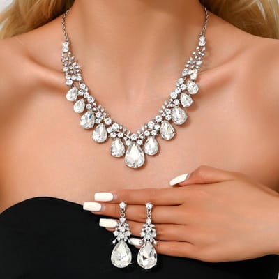 3-delige Dames Mode Trendy Bedel Kristal Waterdruppel Ketting Oorbellen Sieraden Set Bruiloft Banket Feest Vakantiecadeau brown