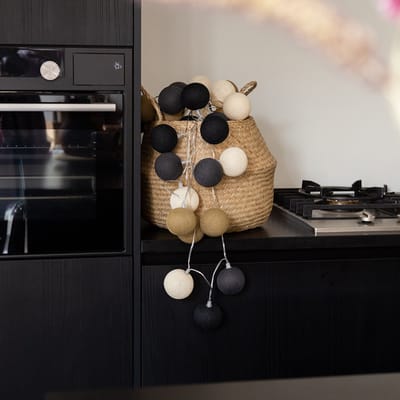 Cotton Ball Lights - LED lichtslinger voor binnen - Handgemaakt en Fairtrade - 50 lampjes - Raw