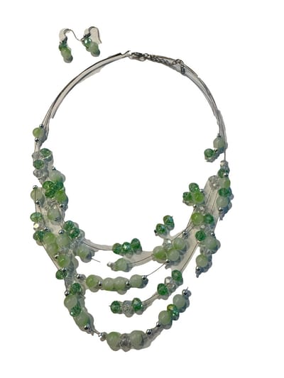 Petra's Sieradenwereld - Mooie groene handgemaakte laagjesketting met bijpassende oorbellen (1065)