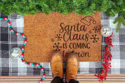 Santa Claus | 90x60 cm | Nieuwe huis cadeau | Ingangsmat | Deurmat met stijl | Verhuizing cadeau | Praktisch & trendy | Perfect voor binnenkomst | Cadeau voor nieuwe woning