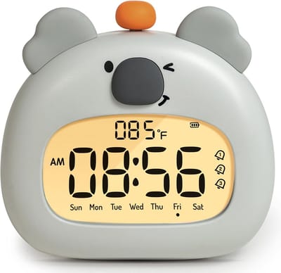 3-in-1 Digitale Kinderwekker - Dimbaar Nachtlampje en Slaaptrainer - USB-C Oplaadbaar Draadloos - Met Snooze Functie - BPA Vrij Veilig voor Jongens en Meisjes - Koala