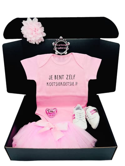 Kraamcadeau meisje - romper - kan ook rechtstreeks als cadeau worden verstuurd - petticoat - tulle - babyschoenen