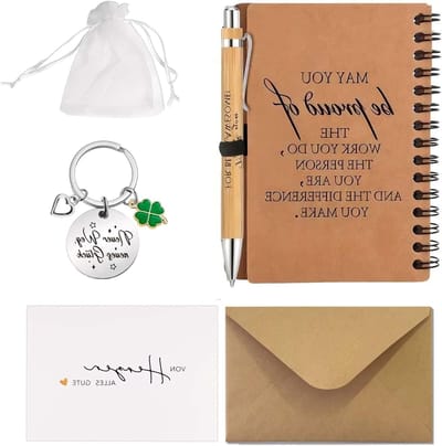Cadeauset voor collega's met notitieboek, pen, envelop, kaart, sleutelhanger en geschenkzak voor elke gelegenheid