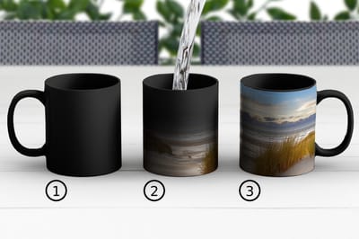 Magische Mok - Foto op Warmte Mokken - Koffiemok - Strand - Duin - Gras - Zonsondergang - Zee - Magic Mok - Beker - 350 ML - Theemok