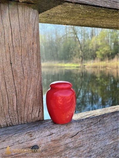 Urnen - Urn - Mini Urn - As - Crematie - Herinnering - Uniek- Rood - Herdenken - Dierbare - Familie - Troost -Afscheid & Troost - AF-TCB17