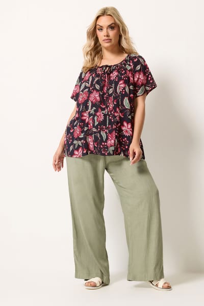 Yours Zwarte Blouse Met Bloemenprint En Plooitjes Size 42