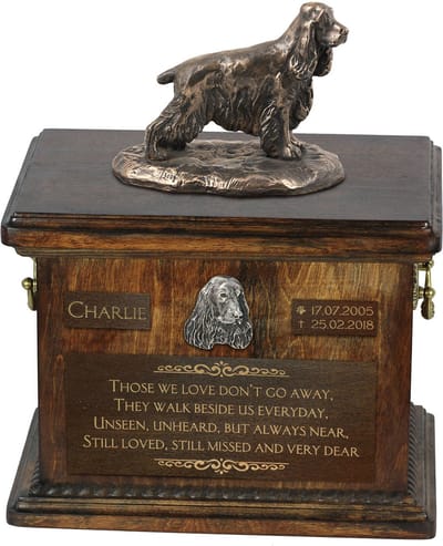 Engelse Cocker Spaniel urn met beeldje - gepersonaliseerde hondenurn