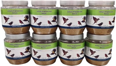 Huisdierspeciaalzaak. 8 potten vogelpindakaas. Plastic potten á 350 gram. Tuinvogelvoer. Voordeelverpakking