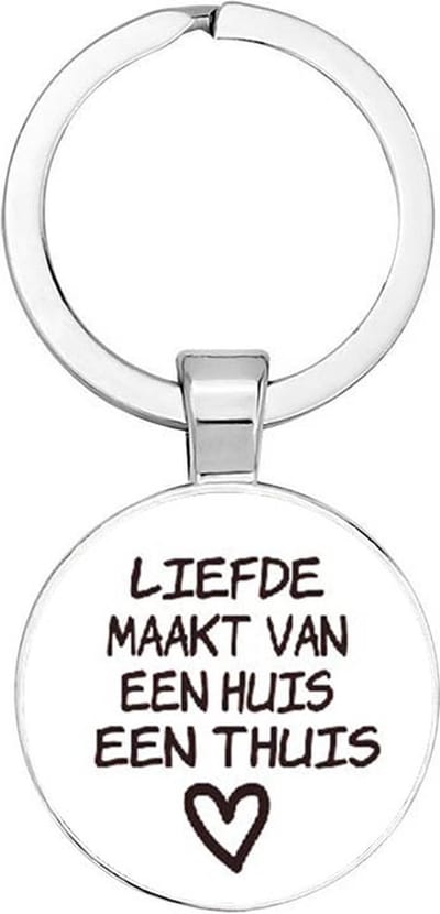 Akyol - Liefde maakt van een huis een thuis Sleutelhanger - Vriendschap - Liefde - Vrienden - Leuk cadeau om te geven - 2,5 x 2,5 CM