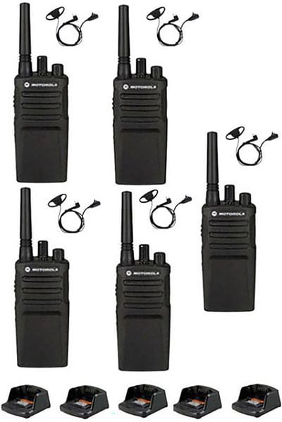 Set van 5 Motorola XT420 UHF IP55 PMR446, laders en D-shape oortje M1 2-Pins
