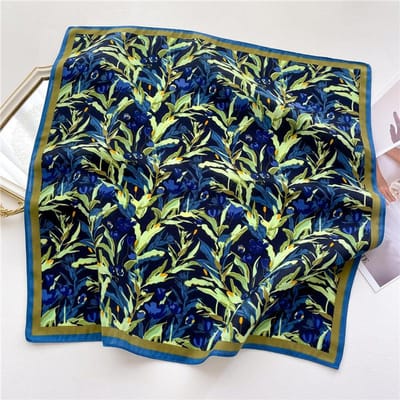 Nieuwe dames sjaal/bandana/hoofdband met bloemen, vintage luxe zomer strand vierkante katoenen zakdoek bohemian meisjes accessoires 70x70cm gray