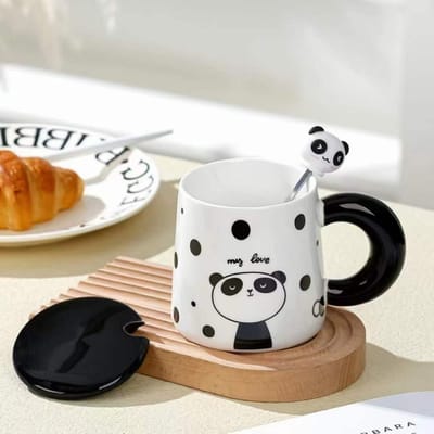 Nationale Trend Cartoon Panda Keramische Mok met Lepel Creatieve Grote Hand Vasthoudende Mok Super Schattig Koppel Drinken Water voor Ontbijt Koffiekop 301-400ml