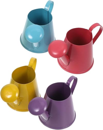 Kleine Metalen Gieters - Mini bloemen gieter - Kinderen leren tuinieren - Duurzaam ijzeren materiaal - 4 stuks - Diverse kleuren