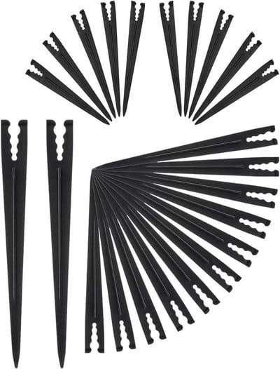 30 stuks Micro Drip slanghouders, zwarte PE-slanghouders, tuinslang, Micro Drip grondpen voor 1/4 inch, 3/5 inch, 4/7 inch slang en launcher
