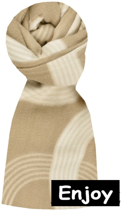 Wintersjaal met hart detail - off-white - winter sjaal - lange warme sjaal - fashion sjaal -