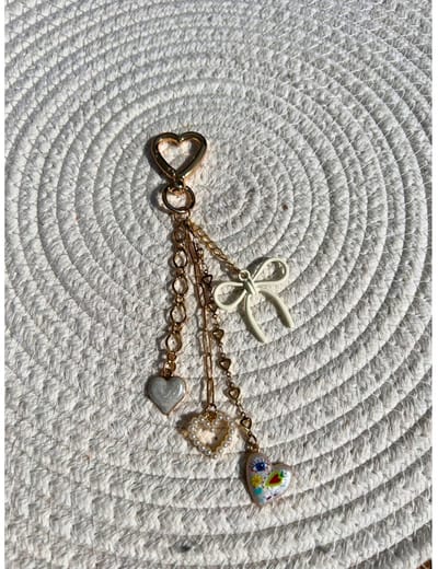 2 Love it Liefedevol B - Sleutelhanger - Tashanger - Wit - Goudkleurig - Veelkleurig