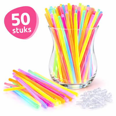 Premium XL Glow in the Dark Sticks met Connectors - 50 stuks - Glowsticks - Neon Sticks - Carnaval - Halloween Party Artikelen - Breekstaafjes - Verjaardag Feest Versiering - Isa's Friends