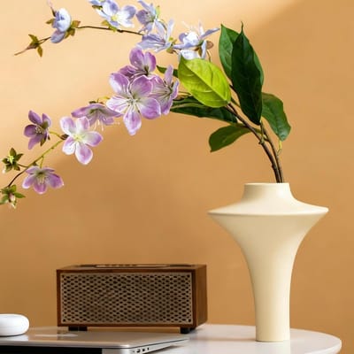 Moderne keramische vaas voor Scandinavische stijl, decoratieve vaas voor bloemen, bohemian interieuraccessoire voor woonkamer en kantoor, beige kleur