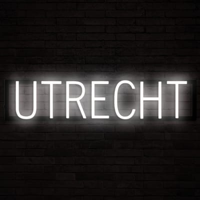 UTRECHT - Lichtreclame Neon LED bord verlicht | SpellBrite | 70,06 x 16 cm | 6 Dimstanden & 8 Lichtanimaties | Reclamebord neon verlichting
