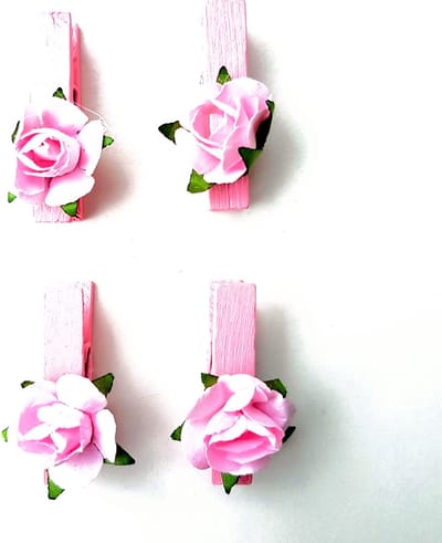 3 pakken met elk 4 roze knijpertjes met roosje - diy - hobby - knutselen - bedankje - babyshower - genderreveal - knijper - roos