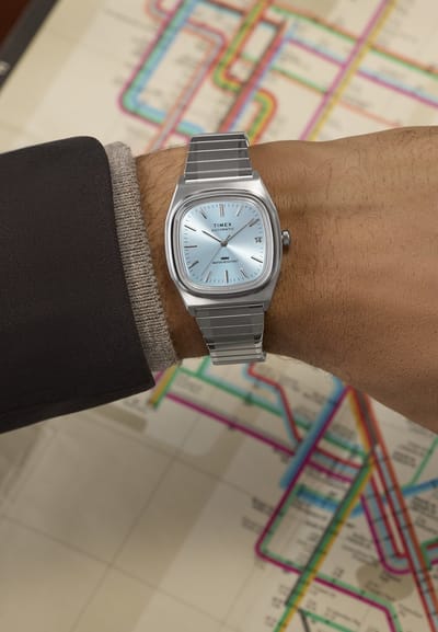 Timex Timex Automatic 1983 E Line Mechanisch Automatisch Horloge Zilverkleurig En Blauw Kast Gemaakt Van 100% Roestvrij Staal En Een Armband Van 100% Roestvrij Staal 34 TW2Y66700AJ, TW2Y66800AJ, TW2Y67700AJ
