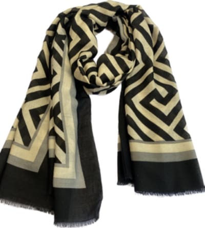 Leuke modieuze sjaal van mooi materiaal / 50% katoen met 50% viscose