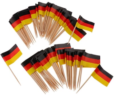 50x Cocktailprikkers Duitsland - Duitse vlag - Party picks - Hapjesprikkers - Vlaggetjes prikkers - Duitsland decoratie - EK WK - Food picks - German flag picks - Vlaggenprikkers - 7 cm - Jonyx