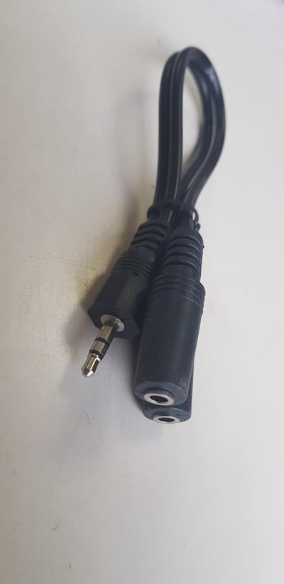 Splitter kabel DKT-C415 2x 3.5mm jack female 1x jack 3.5mm male 20 cm