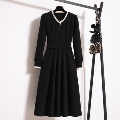 Grote Maat Dames Vet MM Herfst en Winter Nieuwe Hepburn Stijl Binnen en Buiten Om Je Slank Te Laten Lijken Middellange Lengte Nep Tweedelig Jurk 2XL zwart