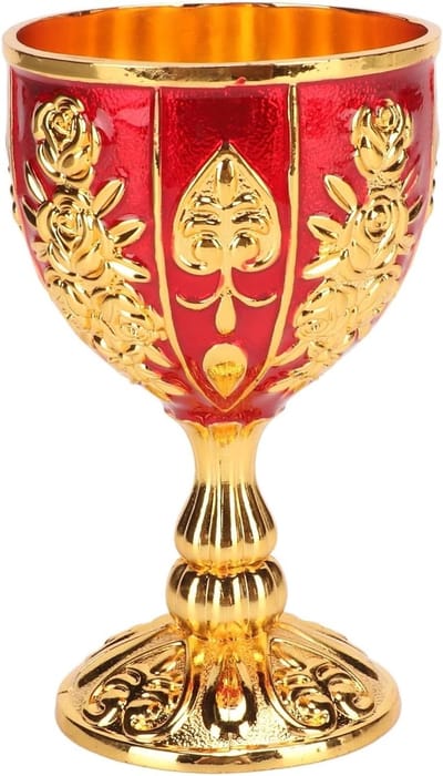 Gouden Vintage Chalice met Gegraveerde Bloem - Middeleeuwse Wijnglas voor Feest en Banket, Perfect voor Decoratie en Cadeau