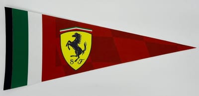 Scuderia Ferrari - Ferrari - formule 1 - F1 - Charles LeClerc - Italië ferrari - italia ferrari vlag - auto - racen - Vaantje - ferrari motors - Formula 1 - F1 GP - GP - grand prix - Sportvaantje - Wimpel - Vlag - Pennant - 31*72 cm - Ferrari rood