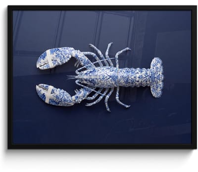 Poster in lijst - Fotolijst 80x60 cm - Posters - Kreeft - Porselein - Delfts - Blauw - Posterlijst zwart - Decoratie - Wanddecoratie woonkamer - Muurdecoratie slaapkamer