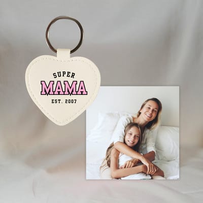 Gepersonaliseerd Cadeau voor Mama - Magneet Tegeltje met Foto - Sleutelhanger met Tekst Cadeau - 2 stuks - Super Mama - Eigen Tekst Cadeau - Eigen Foto Cadeau - Moederdag - Moederdag Cadeautje - Moederdag Cadeau