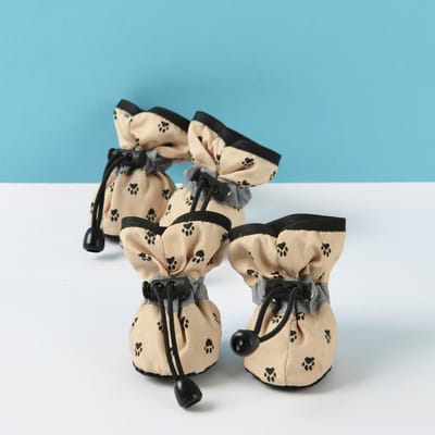 4 stuks hondenschoenen voor kleine en grote honden en katten, antislip, zacht, verstelbaar, pootlaarsjes voor chihuahua's, teckels en puppy's, outdoor sneakers XS