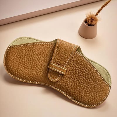 Dunne Brillenkoker - Zonnebril Etui - Spullen Opbergen - Zacht PU-leer - 17 x 8 x 1 cm - Niet gespecificeerd