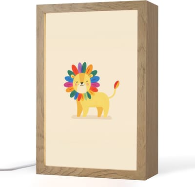 Nachtlampje 20x30 cm - Kinder lampje - Leeuw - Kleurrijke manen - Beige - Tafellamp kinderkamer - Slaapkamer lamp - Bedlamp kinderen - Kinderlampje stopcontact - Wandlamp babykamer - Nachtlampjes