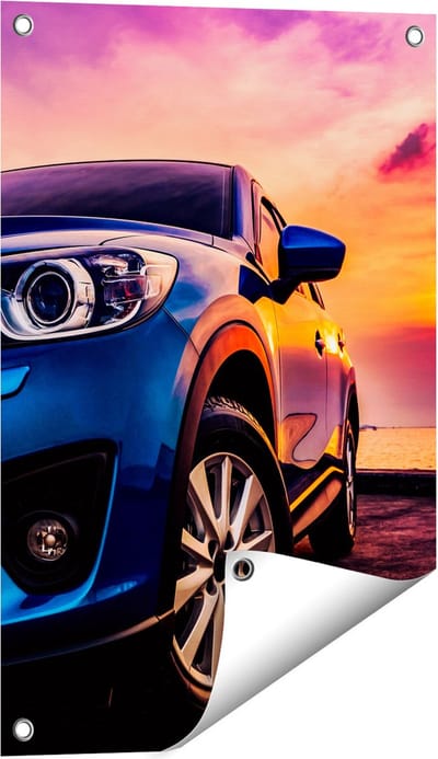 Gards Tuinposter Blauwe Sportwagen Auto bij Zonsondergang - 40x60 cm - Tuindoek - Tuindecoratie - Wanddecoratie buiten - Tuinschilderij
