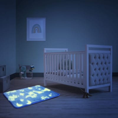 Bewello - Kleine Lichtgevende GLOW in the DARK Kleed - 60 x 40 cm - Vloerkleedje - Mat - Kleedje voor op de Kinderkamer / Babykamer - Voetenmat Jongens of Meisjeskamer