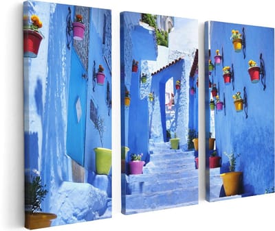 Artaza Canvas Schilderij Drieluik Blauwe Huizen met Bloempotten in Chefchaouen, Marokko - 120x80 - Foto Op Canvas - Canvas Print