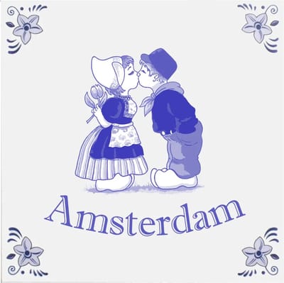 Delfts blauw tegeltje kussend paar Amsterdam - delfts blauw wandbord - delftsblauw - hollandse cadeautjes - wanddecoratie - decoratieve accessoires