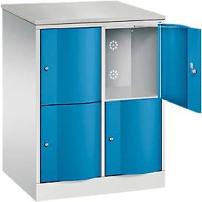C+P Resisto lockerkast, 2 vakken, 4 legborden, B 772 x D 640 x H 1077 mm, lichtgrijs/lichtblauw