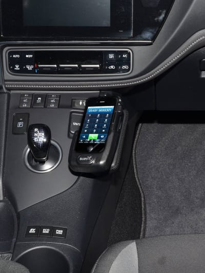 Kuda houder geschikt voor Toyota Auris Hybrid 2015-2019 Kleur: Zwart